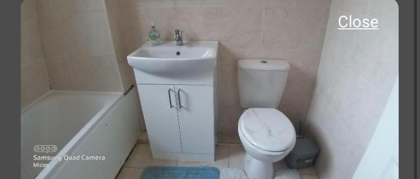شقة لندن  في 291 Barking Road المظهر الخارجي الصورة
